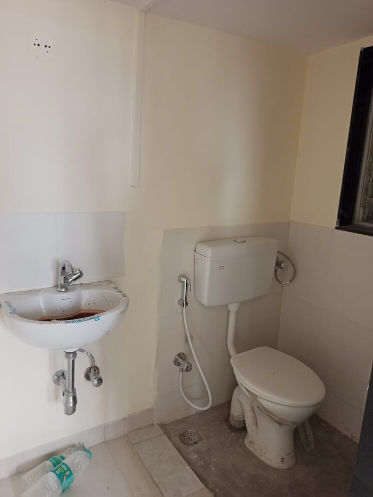 Bathroom, lodha-venezia 1 Bedroom 450 Sq.Ft. Apartment In Parel Mumbai 7642211