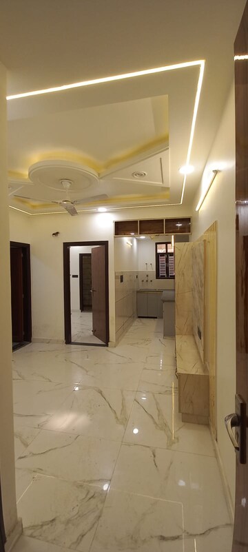 Building Lobby in 2 BHK Builder Floor at Dlf Ankur Vihar – for Sale