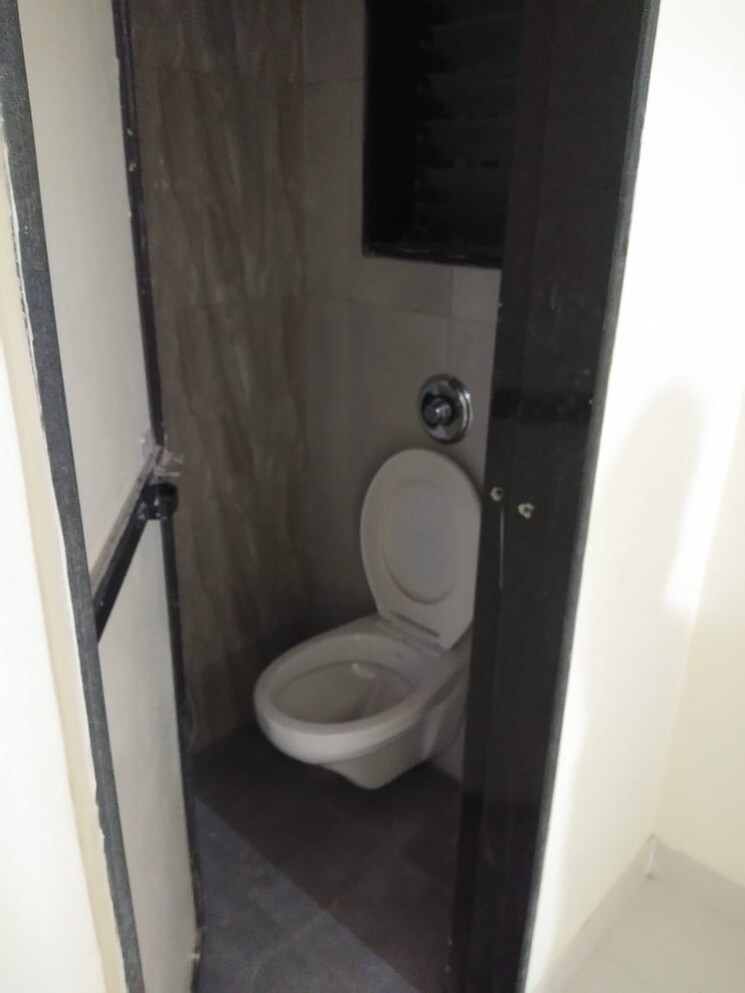 Bathroom, sanghvi-evana 1 Bedroom 550 Sq.Ft. Apartment In Worli Mumbai 7642267