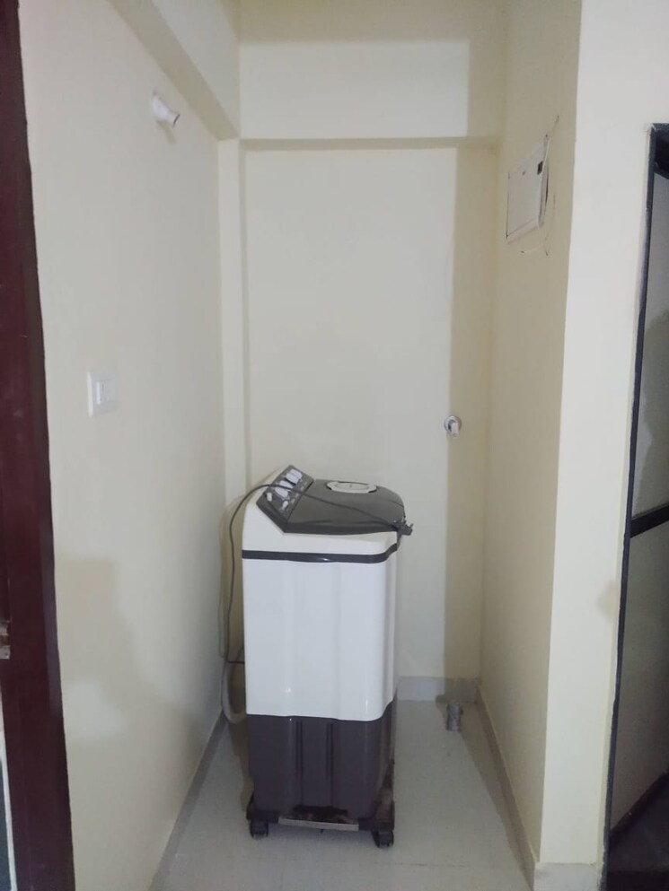 Bathroom, sanghvi-evana 1 Bedroom 550 Sq.Ft. Apartment In Worli Mumbai 7642267