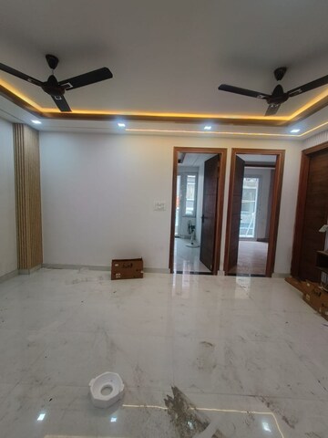Room in 3 BHK Builder Floor at Gms Road – for Sale