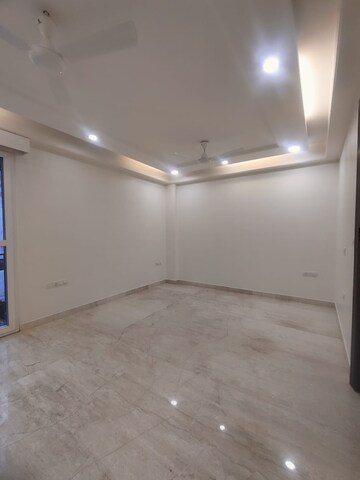 Room in 4 BHK Builder Floor at Greater Kailash I – for Sale