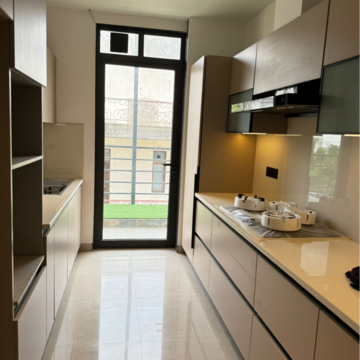 Kitchen in 4 BHK Builder Floor at Sector 63a – for Sale