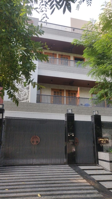 6+ BHK Independent House – Exterior View View at Sector 116 - for Sale