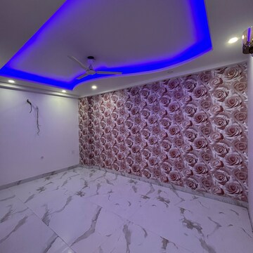 Bedroom in 3 BHK Builder Floor at Chattarpur – for Sale