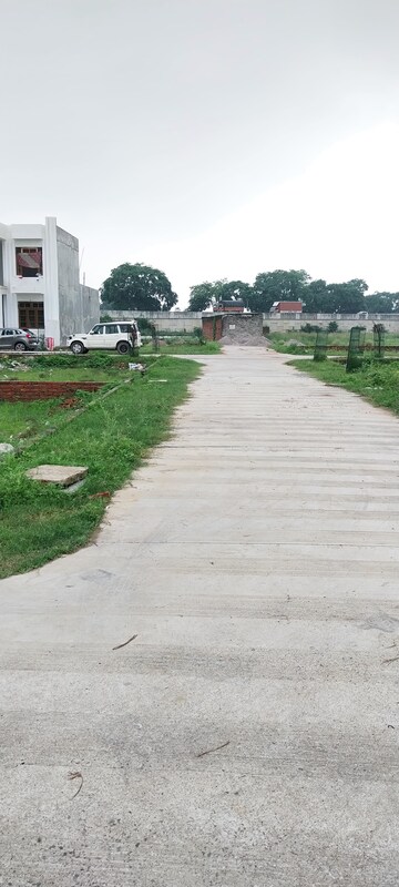  Plot – Exterior View View at Kisan Path - for Sale