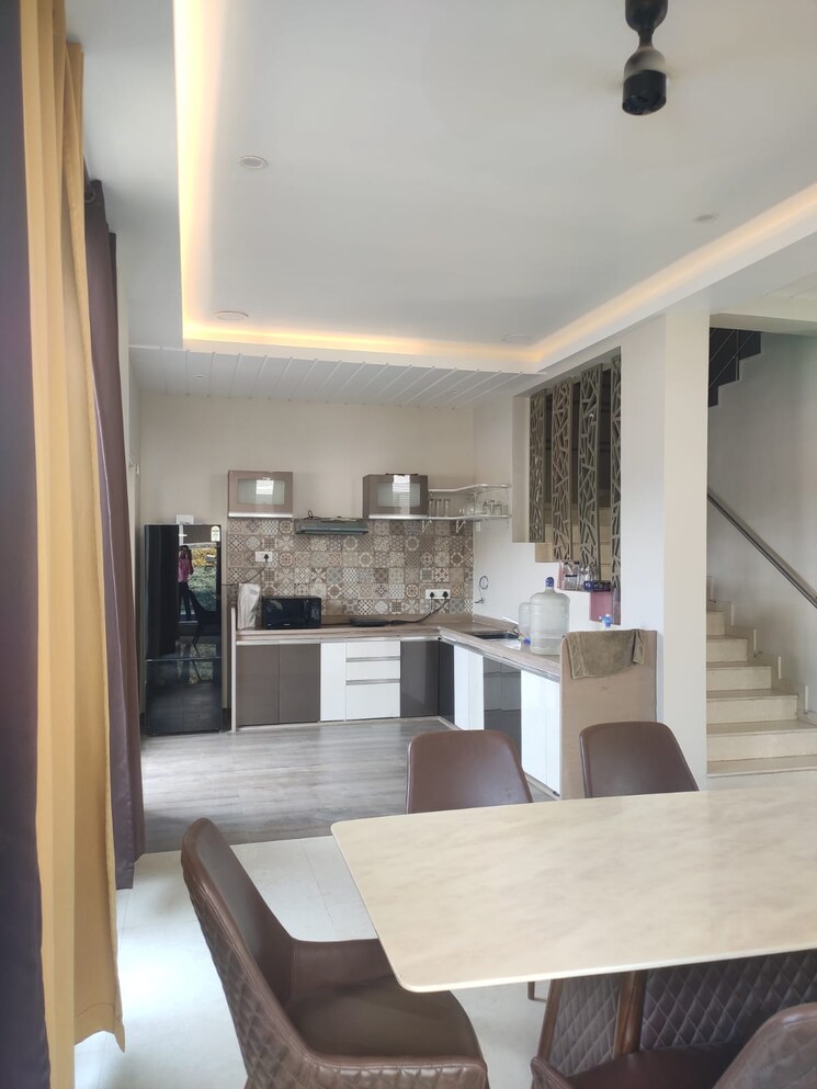 Living Room, om-gayatri-the-heaven 3 Bedroom 3360 Sq.Ft. Villa In Boisar Palghar 7643168