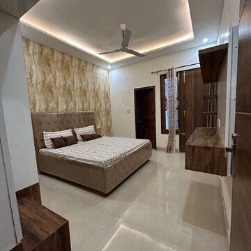 Room in 3 BHK Apartment at Kharar Mohali Road – for Sale