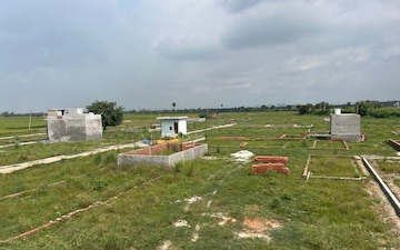 Plot For Sale in Bhopani Village