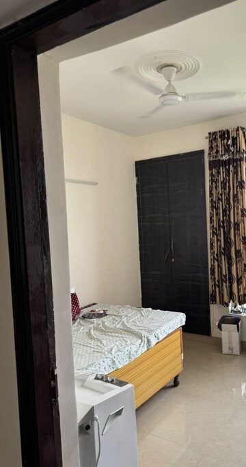 Bedroom in 3 BHK Builder Floor at Sector 40 – for Sale