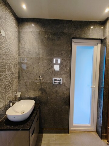 रेसिडेंशियल बिल्डर फ्लोर वर्ग फुट फॉर रेंट इन सेक्टर 19, द्वारका दिल्ली  7644042