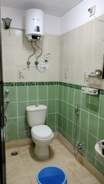 रेसिडेंशियल फ्लैट वर्ग फुट फॉर रेंट इन सेक्टर 9, द्वारका दिल्ली  7644055