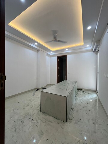 Room in 4 BHK Builder Floor at Chattarpur – for Sale