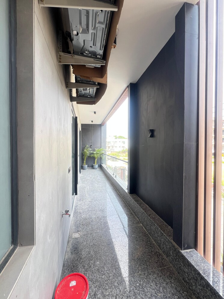 Balcony, sector 49 4 Bedroom 270 Sq.Yd. Builder Floor In Sector 49 Gurgaon 7644529