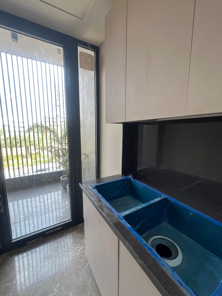 Kitchen, sector 49 4 Bedroom 270 Sq.Yd. Builder Floor In Sector 49 Gurgaon 7644529