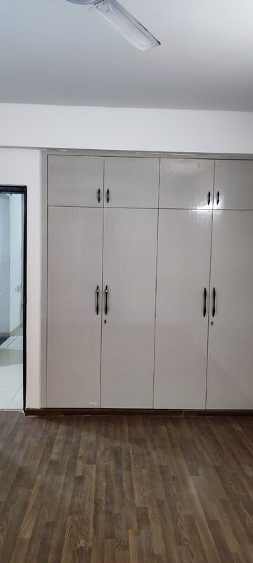 Room in 3 BHK Builder Floor at Fidato Honour Homes, Sector 89 – for Sale