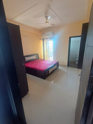 Room in 3 BHK Apartment at Kotecha Royal Avenue, Mansarovar – for Rent