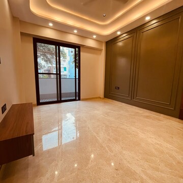 Room in 4 BHK Builder Floor at Ansal API Esencia, Sector 67 – for Sale