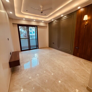 Room in 4 BHK Builder Floor at Ansal API Esencia, Sector 67 – for Sale