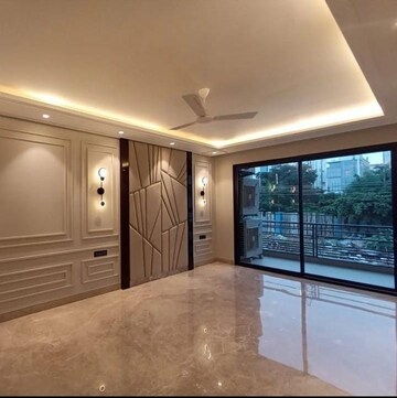Room in 4 BHK Builder Floor at Mahavir Enclave 1 – for Sale