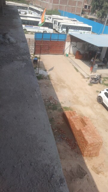 Building Lobby in 5 BHK Villa at Noida Central – for Sale