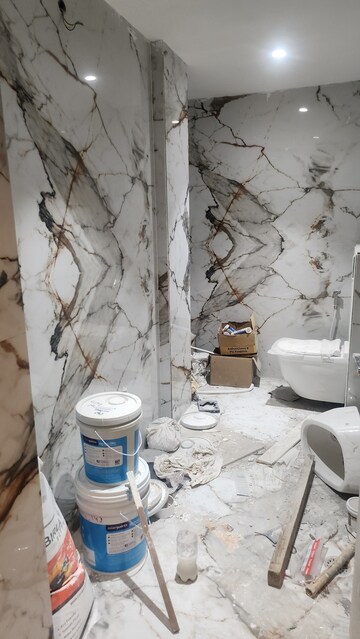 Bathroom in 2.5 BHK Apartment at Skytech Colour Avenue, Sector 10 Greater Noida – for Sale