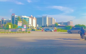 Plot For Sale in Bhopani Village