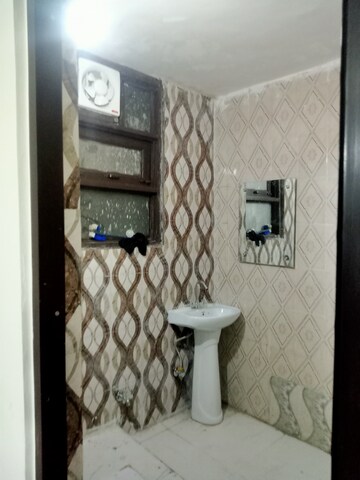 Bathroom in 1 BHK Builder Floor at Neb Sarai – for Sale