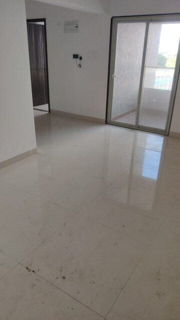 Room in 2 BHK Apartment at Kimaya Amora, Pimple Nilakh – for Sale