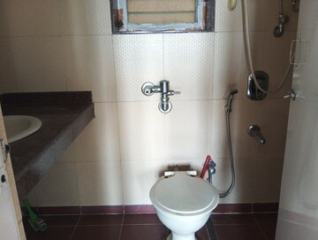 Bathroom in 2 BHK Apartment at Windsor Garden Enclave, Vasant Vihar – for Sale