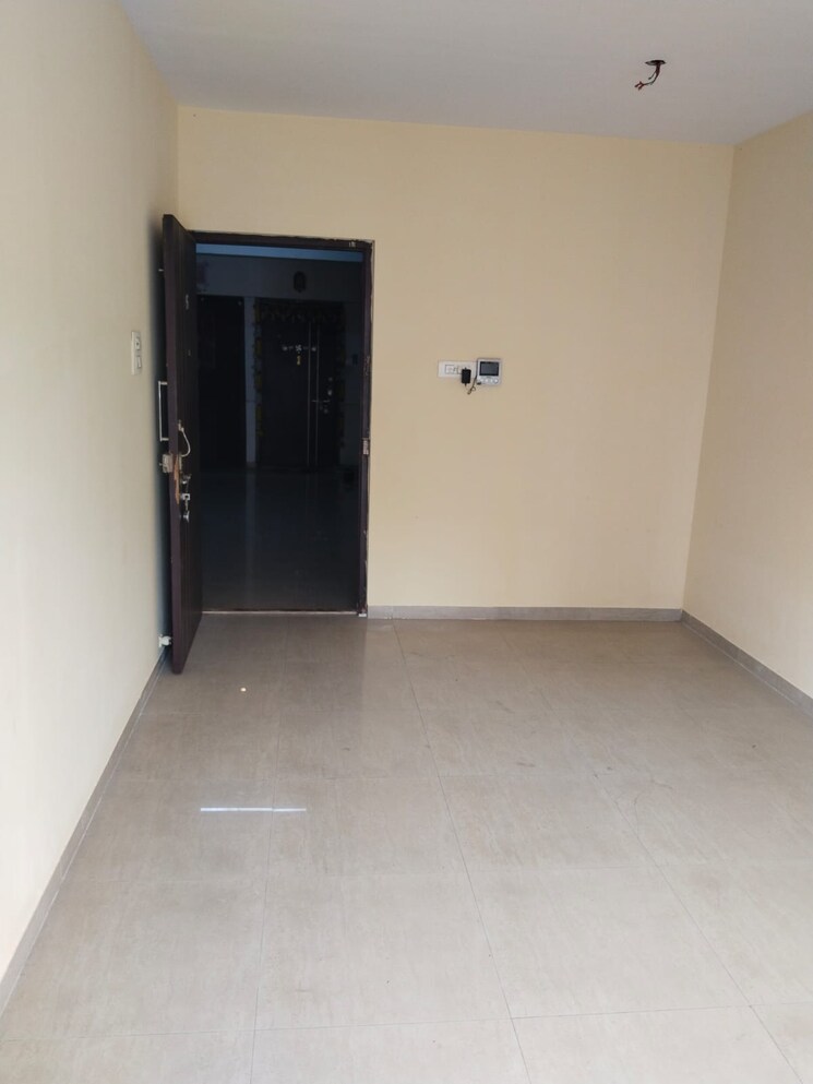 Room, kishor-sukur-enclave-a 1 Bedroom 410 Sq.Ft. Apartment In Ghodbunder Road Thane 7648120