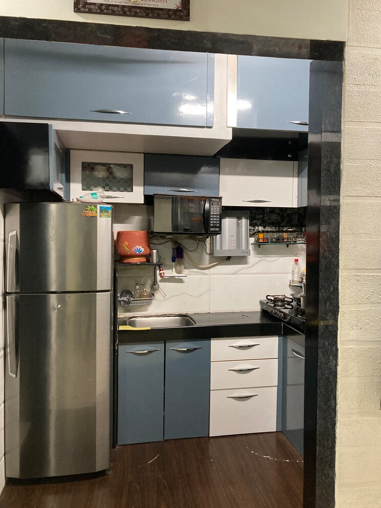 Kitchen, laxmi-plaza 1 Bedroom 585 Sq.Ft. Apartment In Patlipada Thane 7648095