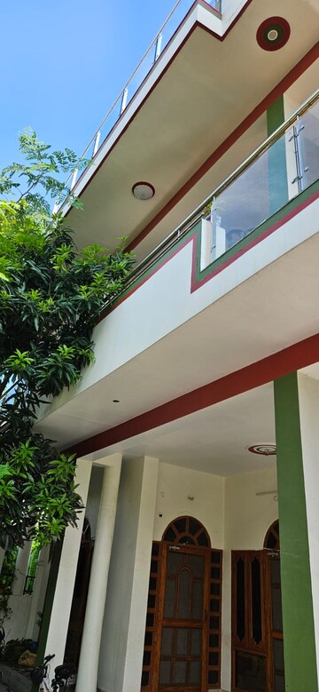 6+ BHK Villa For Sale in Gomti Nagar