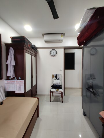 Master Bedroom in 2 BHK Apartment at Kalpataru Paramount, Kapur Bawdi – for Sale