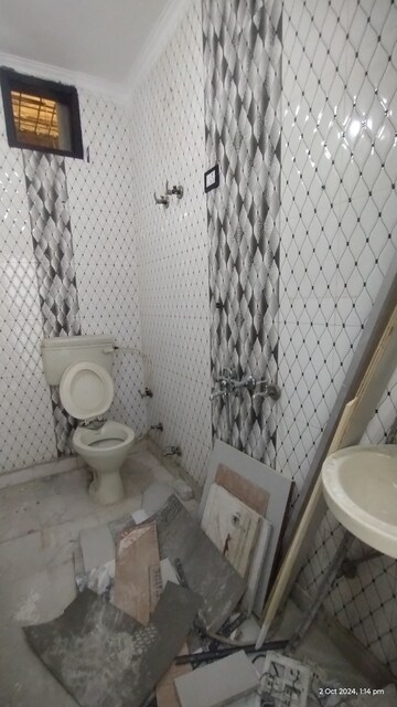 Bathroom in 2 BHK Builder Floor at Uttam Nagar – for Sale