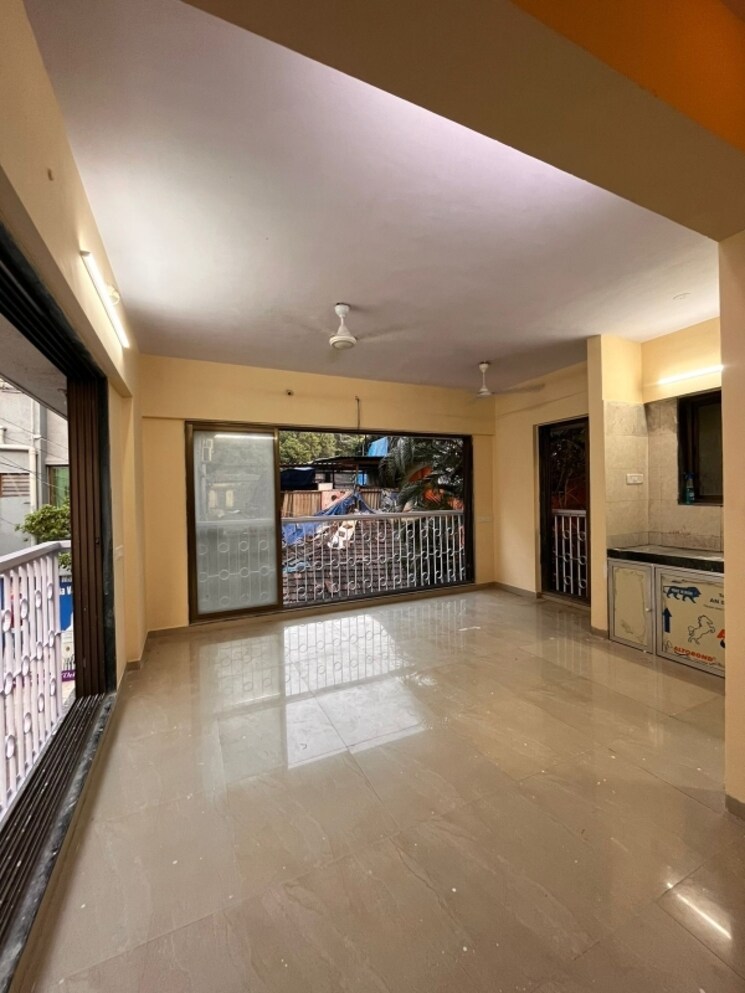 Room, west-view-vile-parle-west 1 Bedroom 300 Sq.Ft. Apartment In Vile Parle West Mumbai 7648846