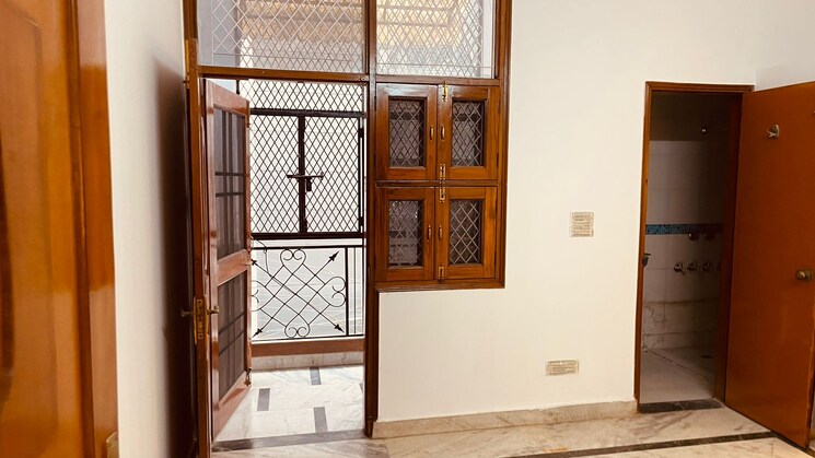 Room, ashok nagar 2 Bedroom 900 Sq.Ft. Builder Floor In Ashok Nagar Delhi 7648975