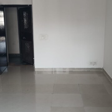 Room in 2 BHK Apartment at Amrapali Zodiac, Sector 120 – for Sale