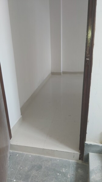 1 RK Builder Floor For Rent in Vasundhara Enclave Delhi  7649314