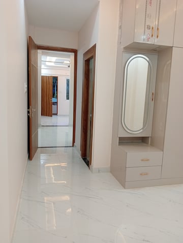 Building Lobby in 4 BHK Villa at Deva Road – for Sale