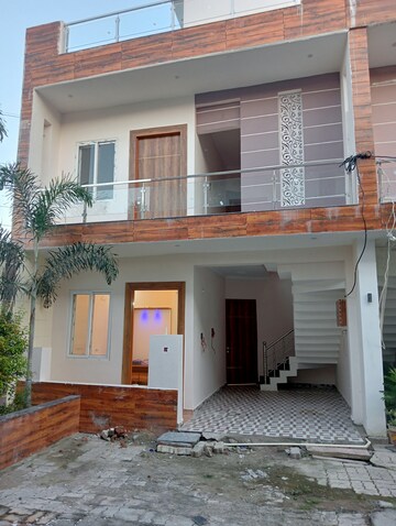 4 BHK Villa – Exterior View View at Deva Road - for Sale