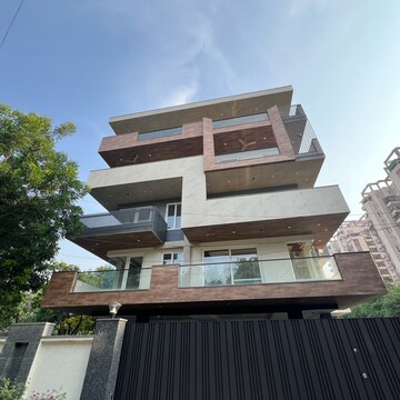 4 BHK Builder Floor For Sale in South City 2