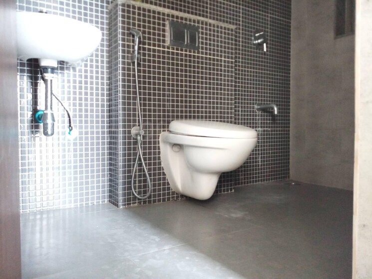 Bathroom, lodha-palava-downtown 2 Bedroom 759 Sq.Ft. Apartment In Dombivli East Thane 7649776