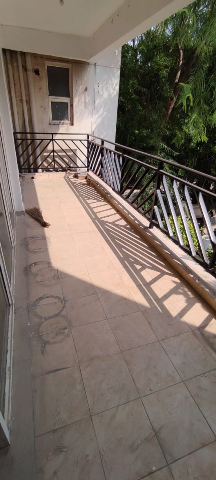 Balcony, puri-vip-floors 3 Bedroom 2335 Sq.Ft. Apartment In Sector 81 Faridabad 7649874