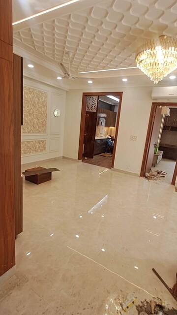 Room in 3 BHK Builder Floor at Sector 28 – for Sale