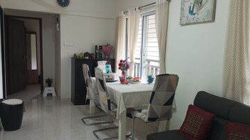 Master Bedroom in 3.5 BHK Apartment at Strategic Royal Court, Sector 16 Greater Noida – for Sale