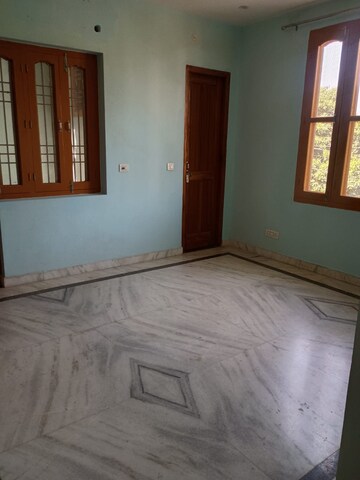 3 BHK Builder Floor For Rent in Sector 52 Noida  7650417