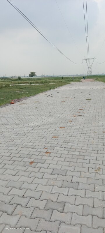  Plot – Exterior View View at Yamuna Expressway - for Sale