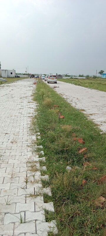 Plot Area in  Plot at Yamuna Expressway – for Sale