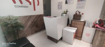 Team Area in  Office Space at Rustomjee Central Park, Andheri East – for Rent
